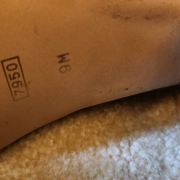 Vintage Etienne Aigner Elegant Brown Leather Women's Boots - Picture 4 of 7